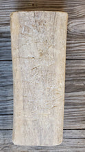 Load image into Gallery viewer, Vintage Chopping Board Pedestal