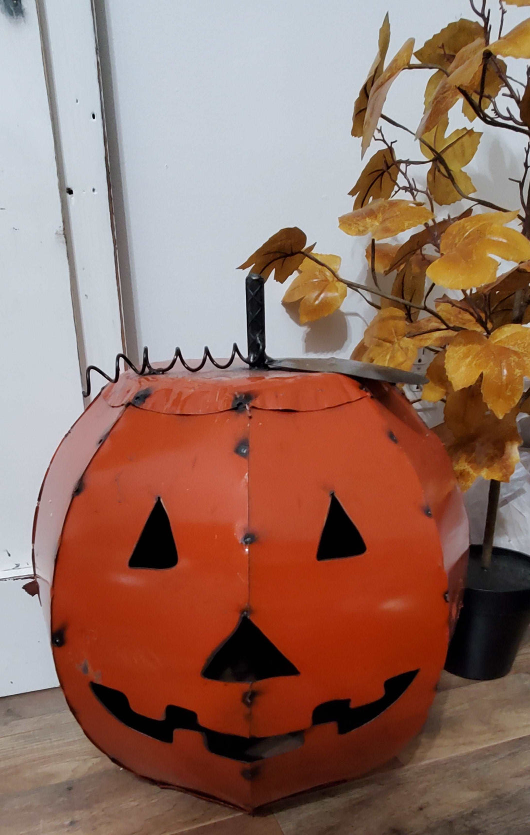 Halloween Large Metal Pumpkin ~ Orange | Vintage Character
