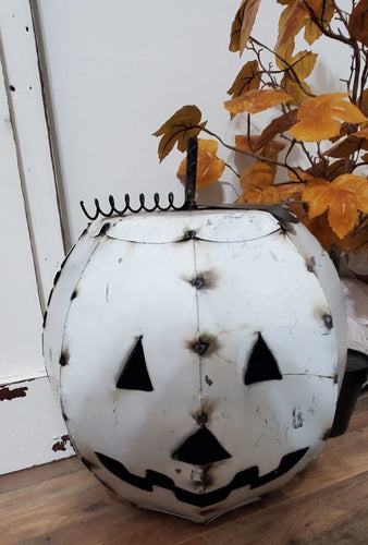 Halloween Large Metal Pumpkin ~ White | Vintage Character