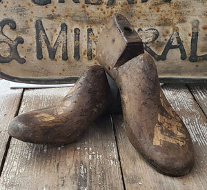 Antique Wooden Shoe Mold Set of 2~Brown | Vintage Character
