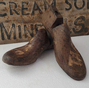 Antique Wooden Shoe Mold Set of 2~Brown | Vintage Character