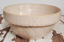 Load image into Gallery viewer, Antique Primitive Picket Fence Stoneware Mixing Bowl
