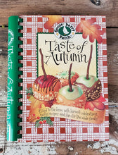 Load image into Gallery viewer, Vintage Gooseberry Patch Cookbook &quot;Taste of Autumn&quot;