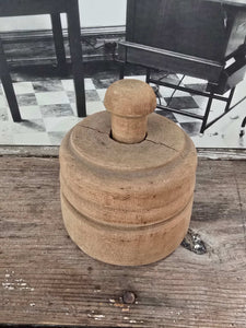Antique Wood Round Butter Mold ~ Flower