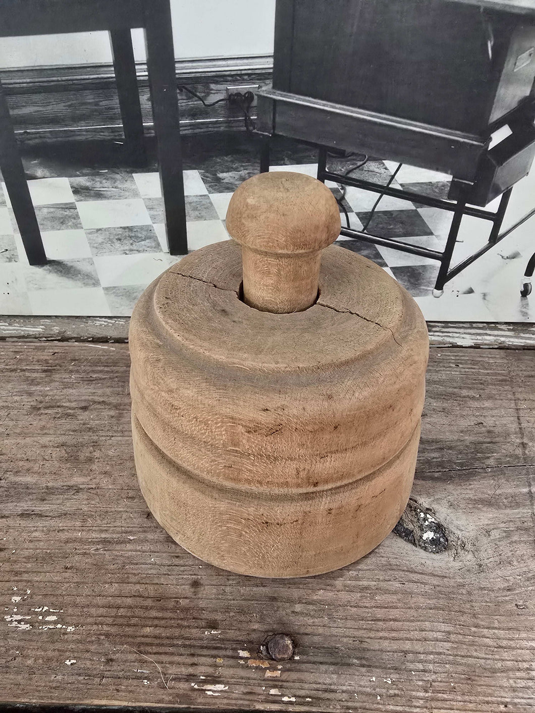 Antique Wood Round Butter Mold ~ Flower