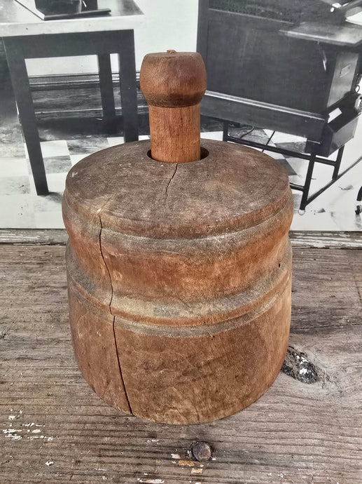 Antique Wood Round Butter Mold ~ Flower