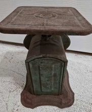 Load image into Gallery viewer, Antique Green Scale