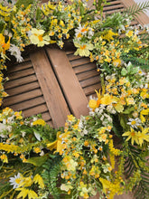Load image into Gallery viewer, Spring 30&quot; Wreath ~ Yellow