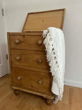 Load image into Gallery viewer, Antique English Pine Linen Bin