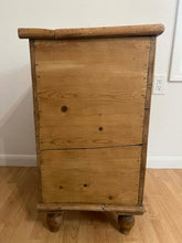 Load image into Gallery viewer, Antique English Pine Linen Bin