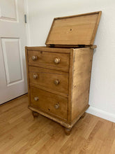 Load image into Gallery viewer, Antique English Pine Linen Bin
