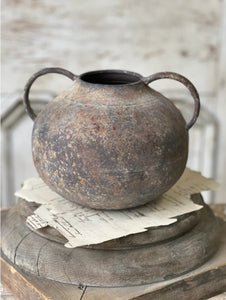 Metal Carlo Vase Vessel