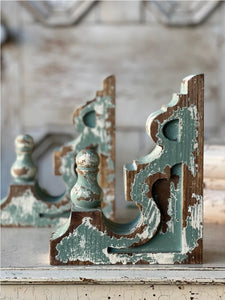 Olde World Corbels Set of 2