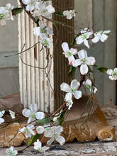 Load image into Gallery viewer, Day Drift White Dogwood Garland 6ft