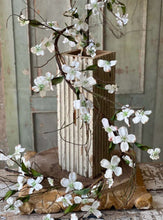 Load image into Gallery viewer, Day Drift White Dogwood Garland 6ft