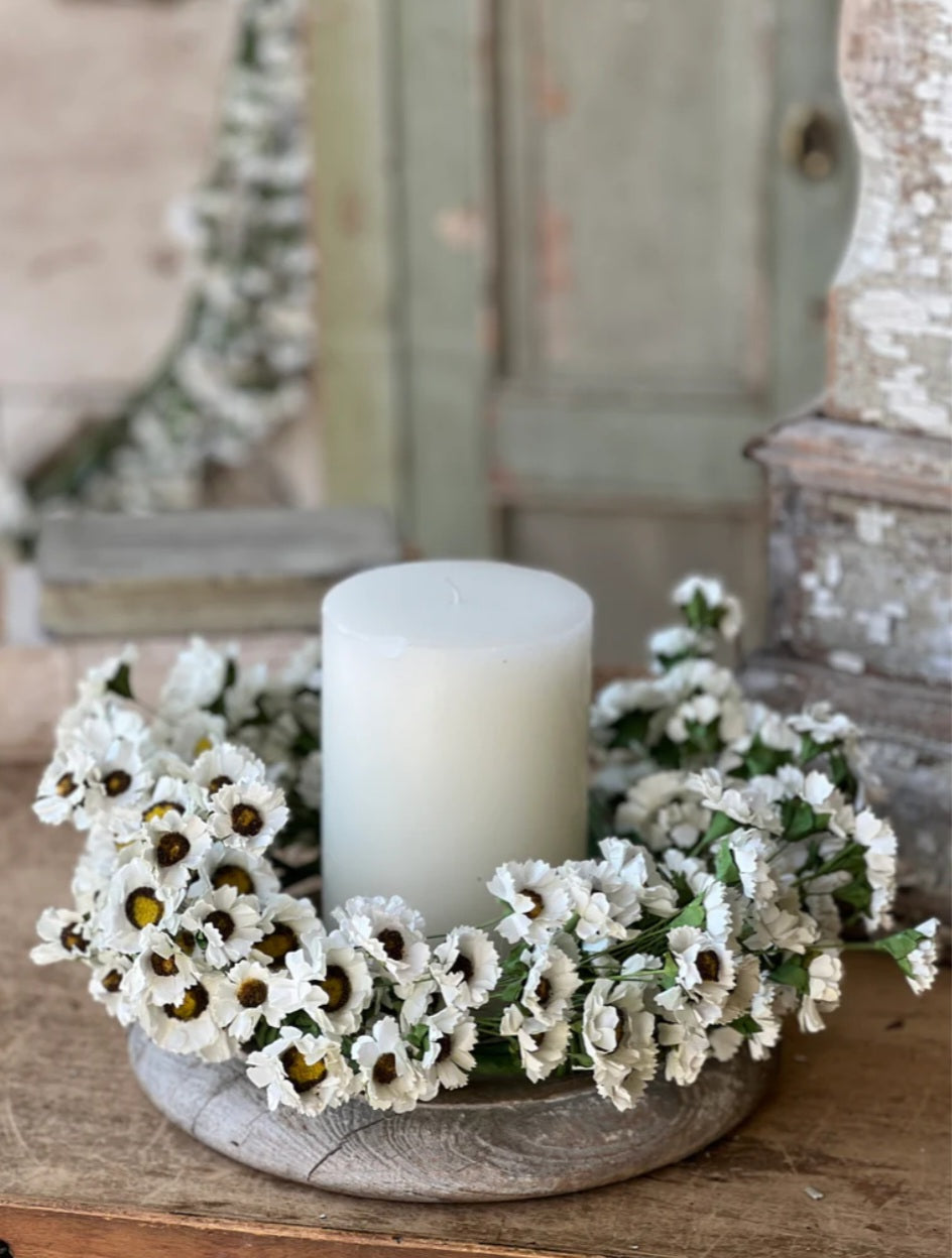 Fairchild Daisy Candle Ring 14