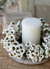 Load image into Gallery viewer, Fairchild Daisy Candle Ring 14&quot;