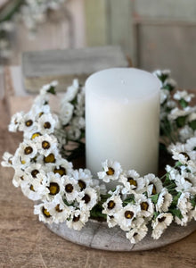 Fairchild Daisy Candle Ring 14"