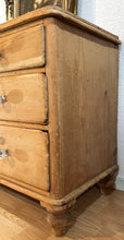 Load image into Gallery viewer, Antique English Pine Dresser
