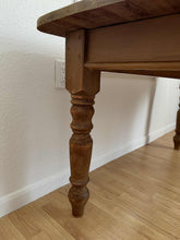 Load image into Gallery viewer, Antique English Pine Table