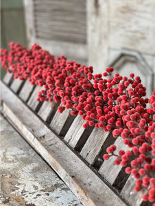 Christmas Resplendent Red Berries Garland 5Ft