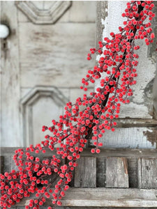 Christmas Resplendent Red Berries Garland 5Ft